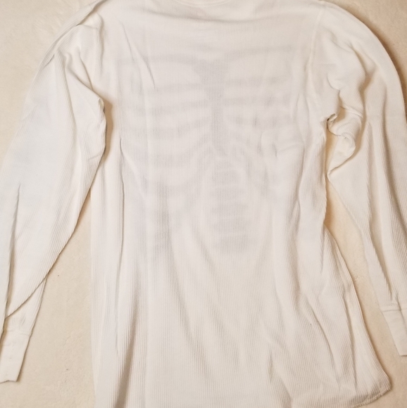 Long sleeve thermal shirt. Supreme Hanes skeleton print. Medium - Picture 4 of 4